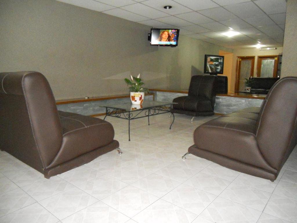 Hotel Plaza El Dorado Pachuca Exterior photo